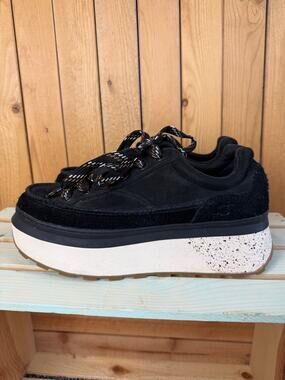 Ugg Marin Lace Black Platform Sneaker Women's Sz 9.5